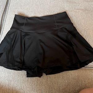 Free People Black Tennis Skirt with built in shorts | S | never worn! |